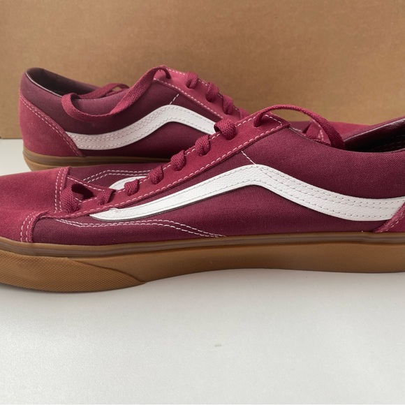 Vans - Picture 2 of 3